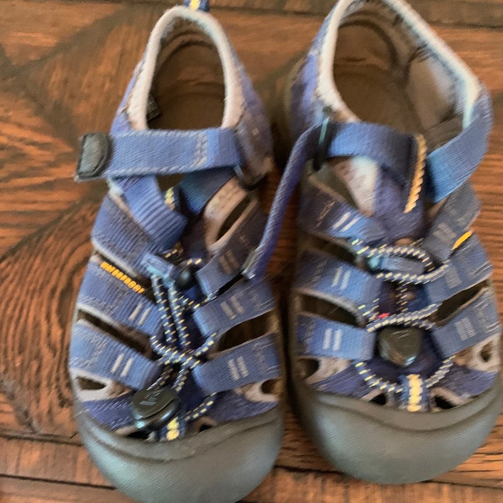 Keen waterproof sneakers